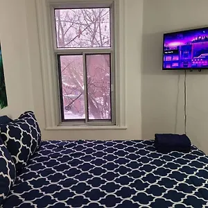 Homestay Full Kitchen \\ Tv + Netflix \\ B