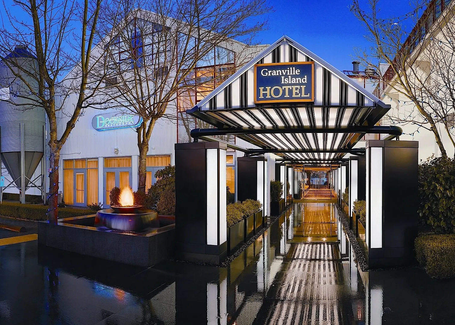 ***  Granville Island Hotel Vancouver Canada